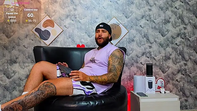 Apolo rousse1 online show from 18, 2, 2026