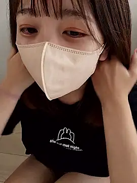 Snapshot of Sakura-japanese- chatting on 4, 10, 2025 Sakura-japanese- online show from 4, 10, 2025