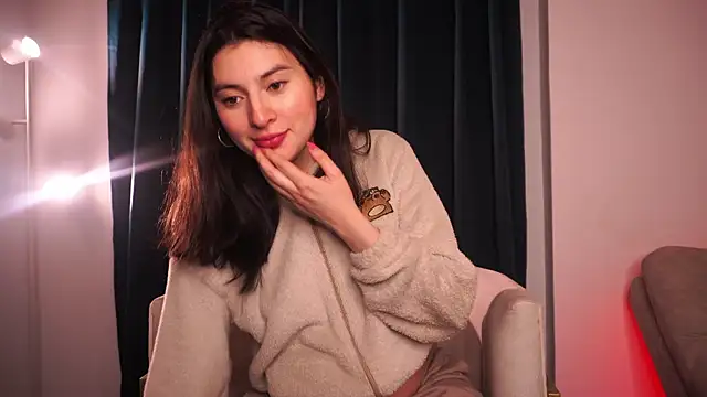 Auralea online show from 17, 10, 2025