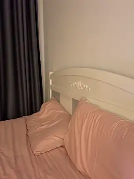 Ella-A9 online show from 13, 9, 2025