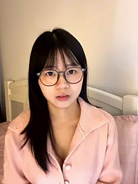 Ella-A9 online show from 22, 10, 2025