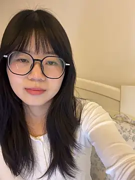 Ella-A9 online show from 18, 11, 2025