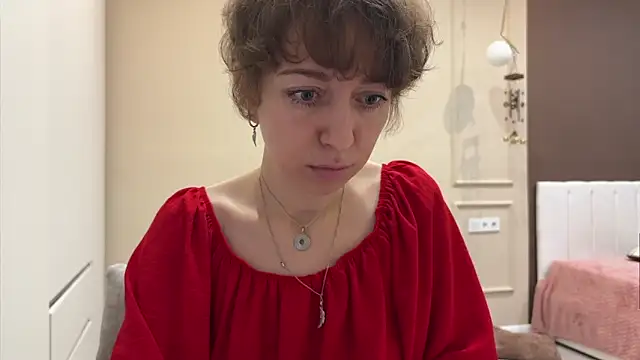 daniellia  online show from 4, 11, 2025