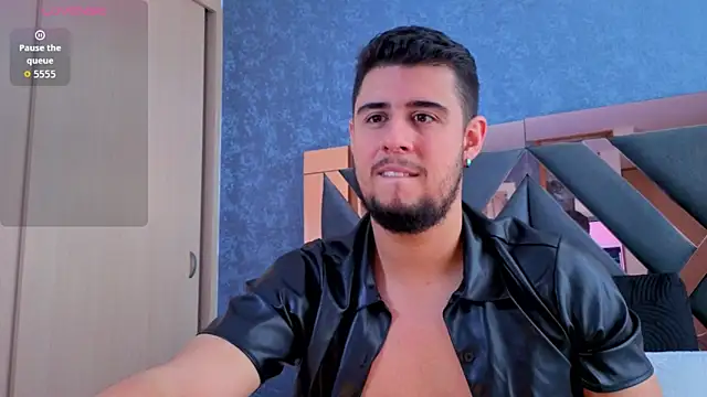 Snapshot of ryan_evanss chatting on 2, 10, 2025 ryan evanss online show from 2, 10, 2025