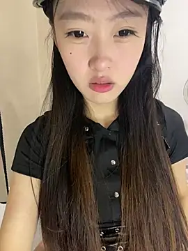MengMeng0515 online show from 28, 6, 2026