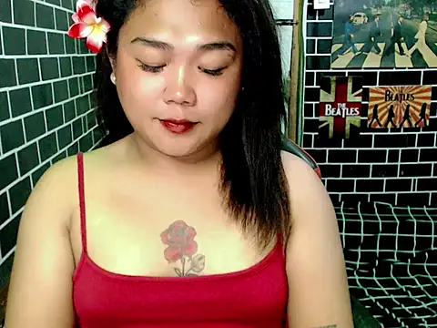 Snapshot of luluakovi_69 chatting on 20, 11, 2025 luluakovi 69 online show from 20, 11, 2025