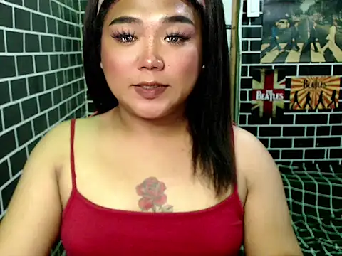 Snapshot of luluakovi_69 chatting on 23, 11, 2025 luluakovi 69 online show from 23, 11, 2025