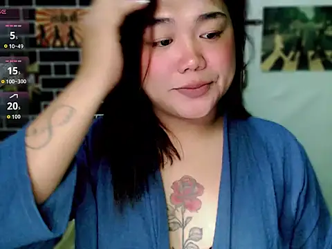 Snapshot of luluakovi_69 chatting on 5, 2, 2026 luluakovi 69 online show from 5, 2, 2026