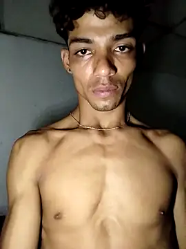 Brayanellatino online show from 15, 4, 2026