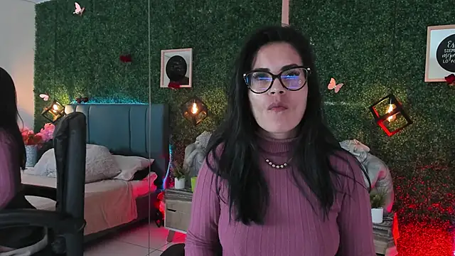 Linagh  online show from 5, 2, 2026