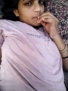 Snapshot of Sofia_kuuu chatting on 17, 9, 2025 Sofia kuuu online show from 17, 9, 2025