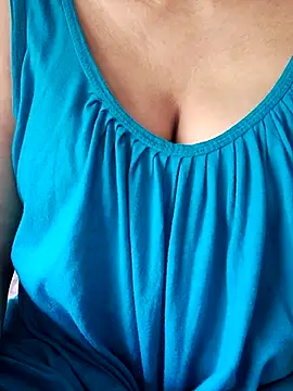 Snapshot of Mon-Shot9 chatting on 28, 9, 2025 Mon-Shot9 online show from 28, 9, 2025