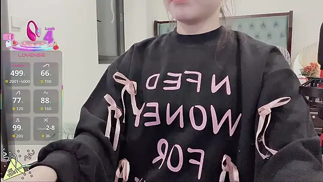 Snapshot of lulu404 chatting on 4, 12, 2025 lulu404 online show from 4, 12, 2025