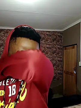 Snapshot of lucasmathibela chatting on 9, 11, 2025 lucasmathibela online show from 9, 11, 2025