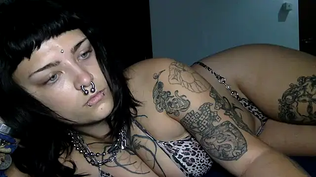 Snapshot of cymerastail chatting on 19, 9, 2025 cymerastail online show from 19, 9, 2025