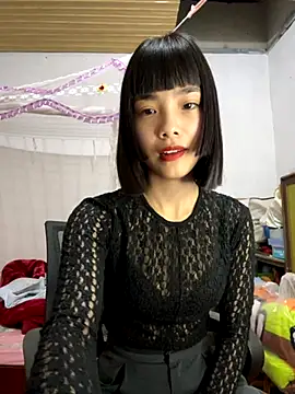 Snapshot of andymi1 chatting on 30, 10, 2025 andymi1 online show from 30, 10, 2025