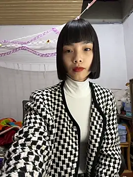 Snapshot of andymi1 chatting on 3, 11, 2025 andymi1 online show from 3, 11, 2025