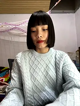 Snapshot of andymi1 chatting on 12, 11, 2025 andymi1 online show from 12, 11, 2025