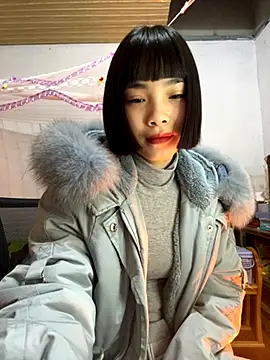 Snapshot of andymi1 chatting on 19, 11, 2025 andymi1 online show from 19, 11, 2025