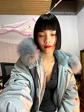 Snapshot of andymi1 chatting on 30, 11, 2025 andymi1 online show from 30, 11, 2025