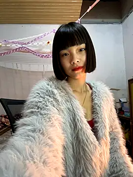 Snapshot of andymi1 chatting on 5, 12, 2025 andymi1 online show from 5, 12, 2025