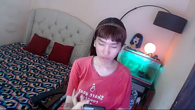 ShantalFoxxy  online show from 11, 11, 2025