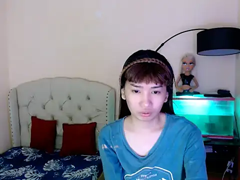 ShantalFoxxy  online show from 10, 3, 2026