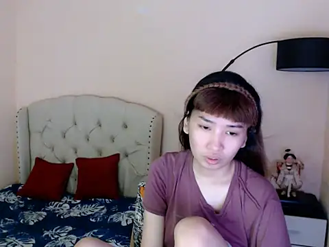 Snapshot of ShantalFoxxy_ chatting on 4, 7, 2026 ShantalFoxxy online show from 4, 7, 2026