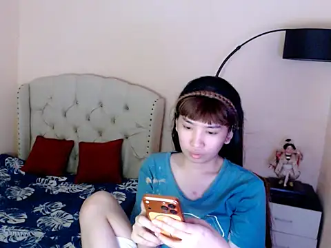 Snapshot of ShantalFoxxy_ chatting on 19, 7, 2026 ShantalFoxxy online show from 19, 7, 2026