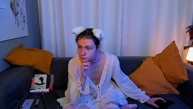 kitsuhii online show from 13, 9, 2025