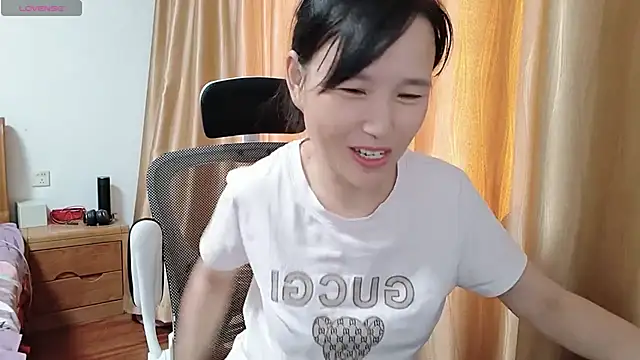 Snapshot of Haili-1 chatting on 15, 9, 2025 Haili-1 online show from 15, 9, 2025