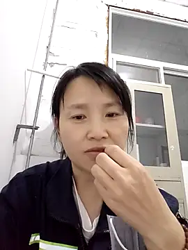 Snapshot of Haili-1 chatting on 6, 11, 2025 Haili-1 online show from 6, 11, 2025