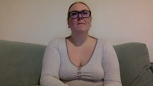 Snapshot of gracelovesxx chatting on 9, 1, 2026 gracelovesxx online show from 9, 1, 2026