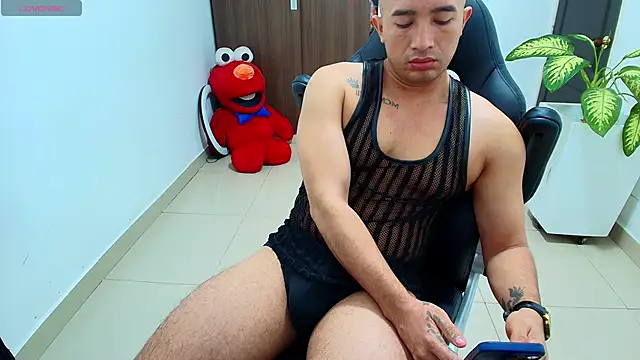 Snapshot of sebastian_oconnor77 chatting on 19, 9, 2025 sebastian oconnor77 online show from 19, 9, 2025