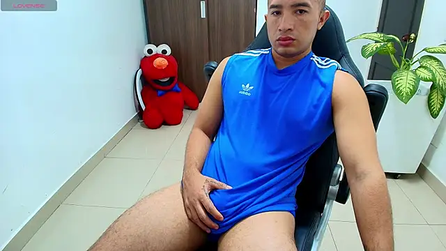 Snapshot of sebastian_oconnor77 chatting on 29, 9, 2025 sebastian oconnor77 online show from 29, 9, 2025