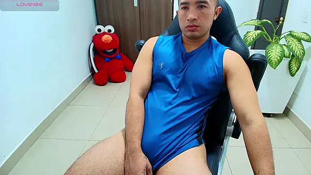 Snapshot of sebastian_oconnor77 chatting on 4, 10, 2025 sebastian oconnor77 online show from 4, 10, 2025