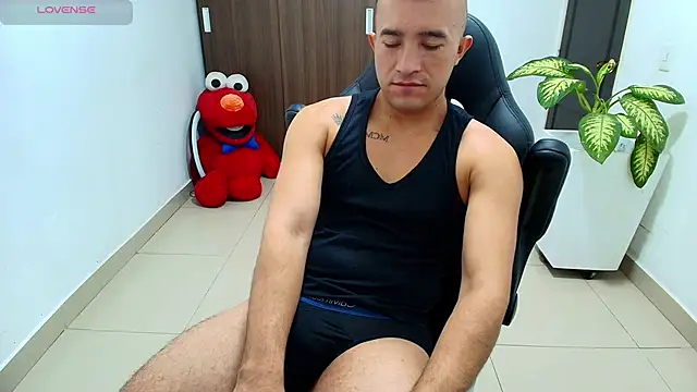 Snapshot of sebastian_oconnor77 chatting on 9, 10, 2025 sebastian oconnor77 online show from 9, 10, 2025