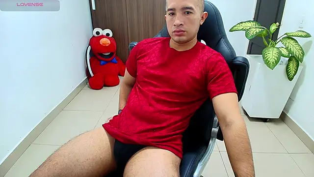 Snapshot of sebastian_oconnor77 chatting on 13, 10, 2025 sebastian oconnor77 online show from 13, 10, 2025