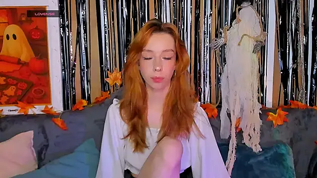 Lori Williams online show from 27, 10, 2025