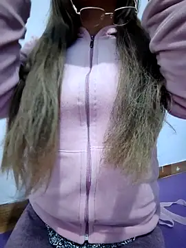 Snapshot of airamoon chatting on 18, 10, 2025 airamoon online show from 18, 10, 2025