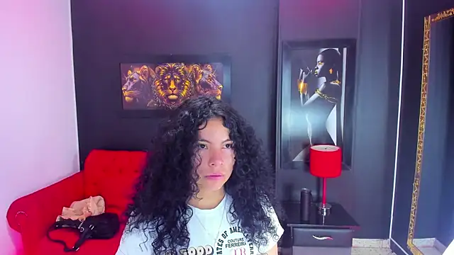 Snapshot of angelita_martins chatting on 5, 10, 2025 angelita martins online show from 5, 10, 2025