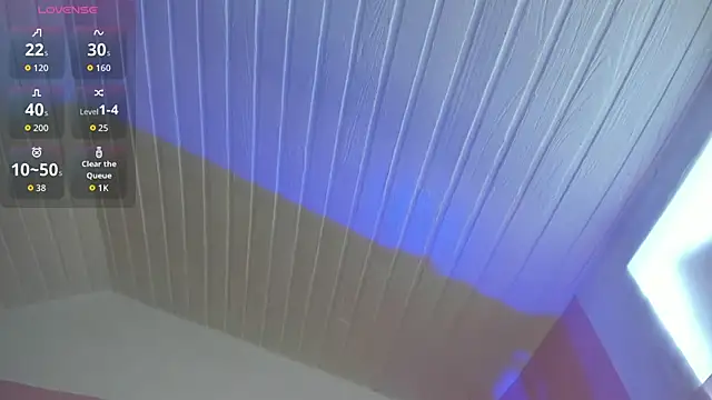 JuliethMoss online show from 7, 4, 2026