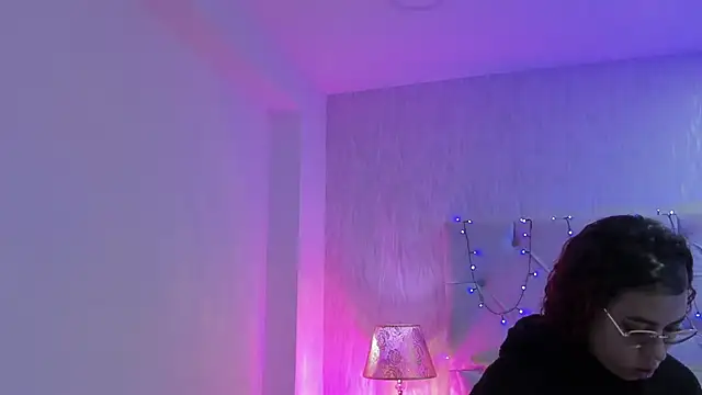 Snapshot of Pamelamiler__ chatting on 14, 10, 2025 Pamelamiler online show from 14, 10, 2025