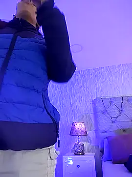 Pamelamiler   online show from 9, 1, 2026