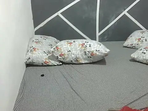 Snapshot of AsianbouncieGIRL chatting on 23, 11, 2025 AsianbouncieGIRL online show from 23, 11, 2025