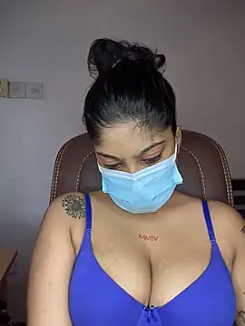 Snapshot of Saza_lklx chatting on 14, 12, 2025 Saza lklx online show from 14, 12, 2025