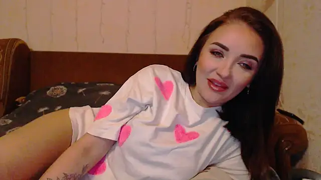 Snapshot of Veronica-Luxs chatting on 3, 3, 2026 Veronica-Luxs online show from 3, 3, 2026