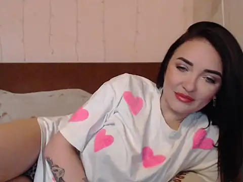 Snapshot of Veronica-Luxs chatting on 10, 4, 2026 Veronica-Luxs online show from 10, 4, 2026