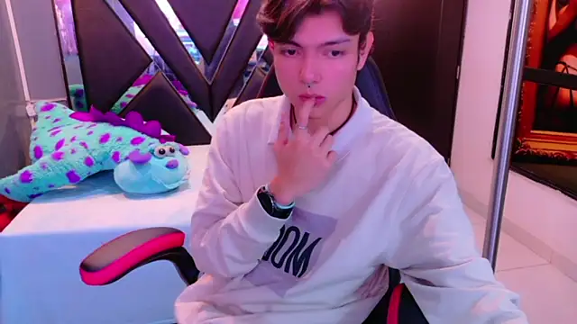 alandelrey57 online show from 2, 2, 2026