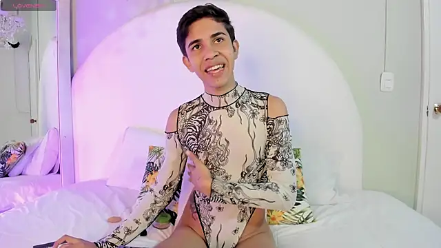 Snapshot of JoshuaSanzz chatting on 13, 9, 2025 JoshuaSanzz online show from 13, 9, 2025